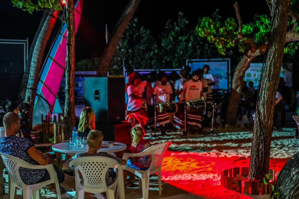 Salt Beach Hotel Maafushi Eksteriør bilde