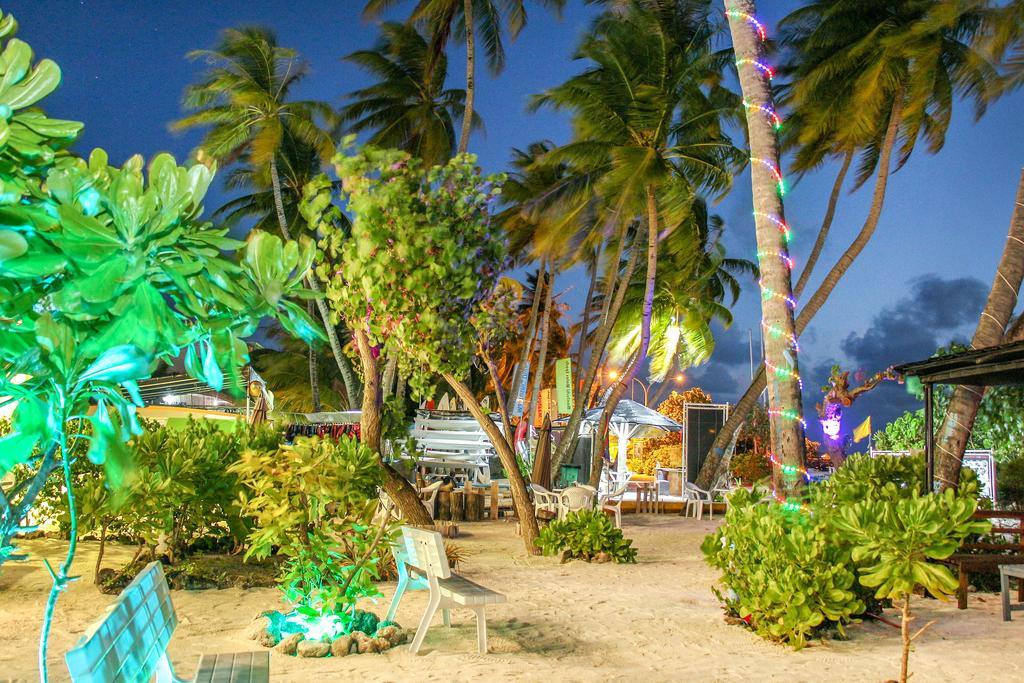 Salt Beach Hotel Maafushi Eksteriør bilde